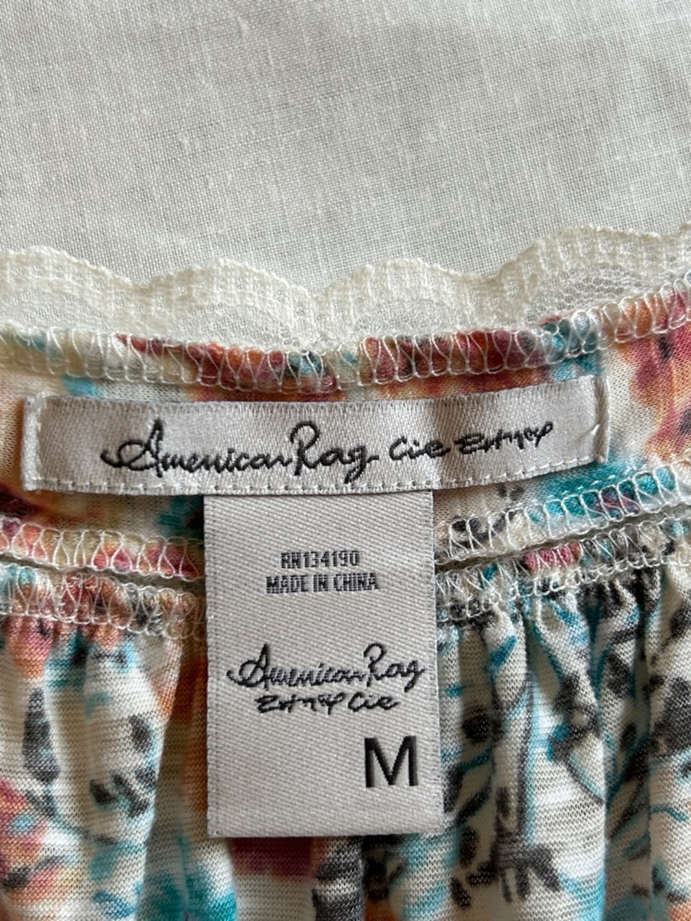 American Rag 👚Top👚 - Picture 5 of 6